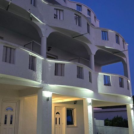 Villa Miki Утеха Екстериор снимка