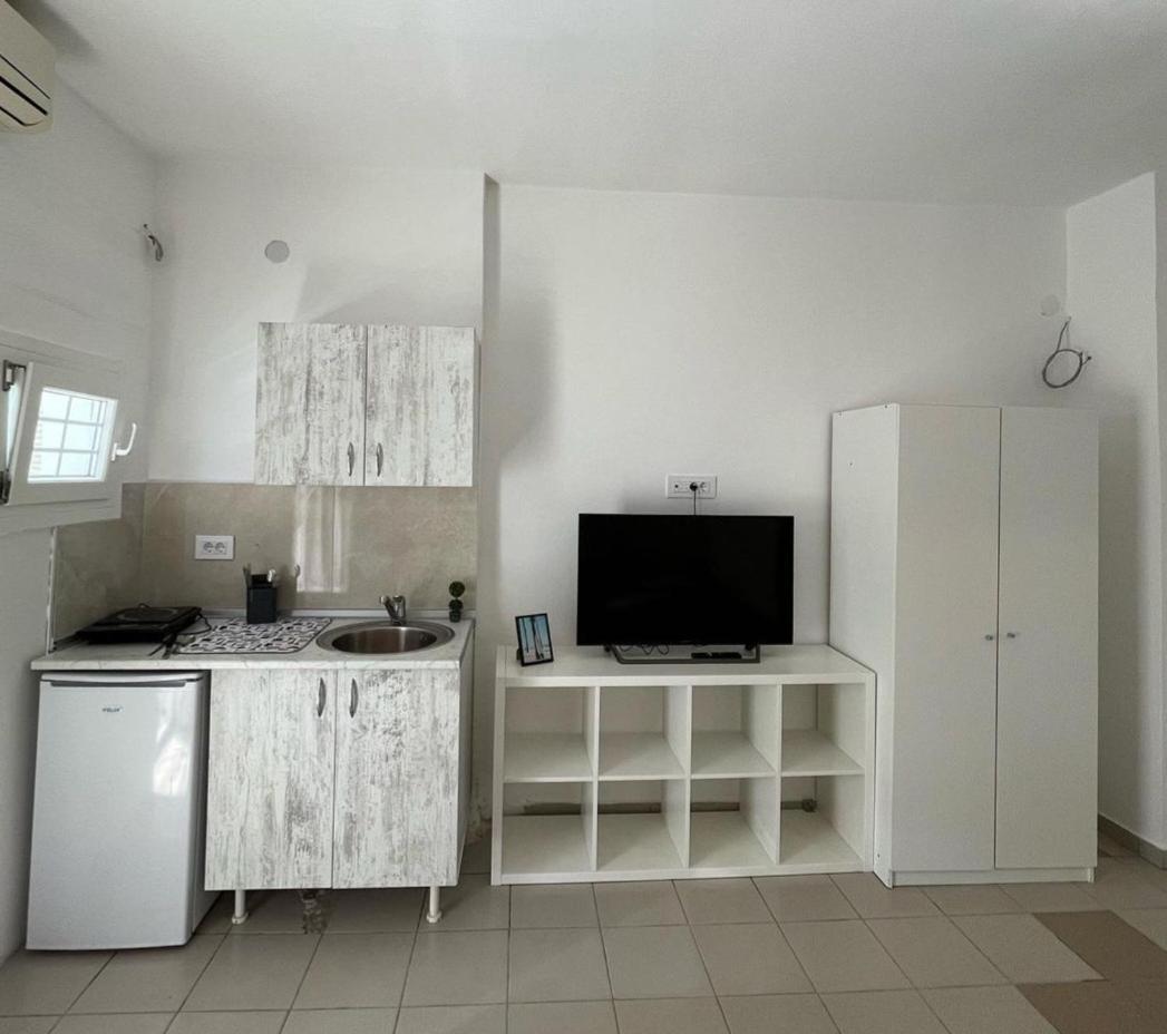 Villa Miki Утеха Екстериор снимка