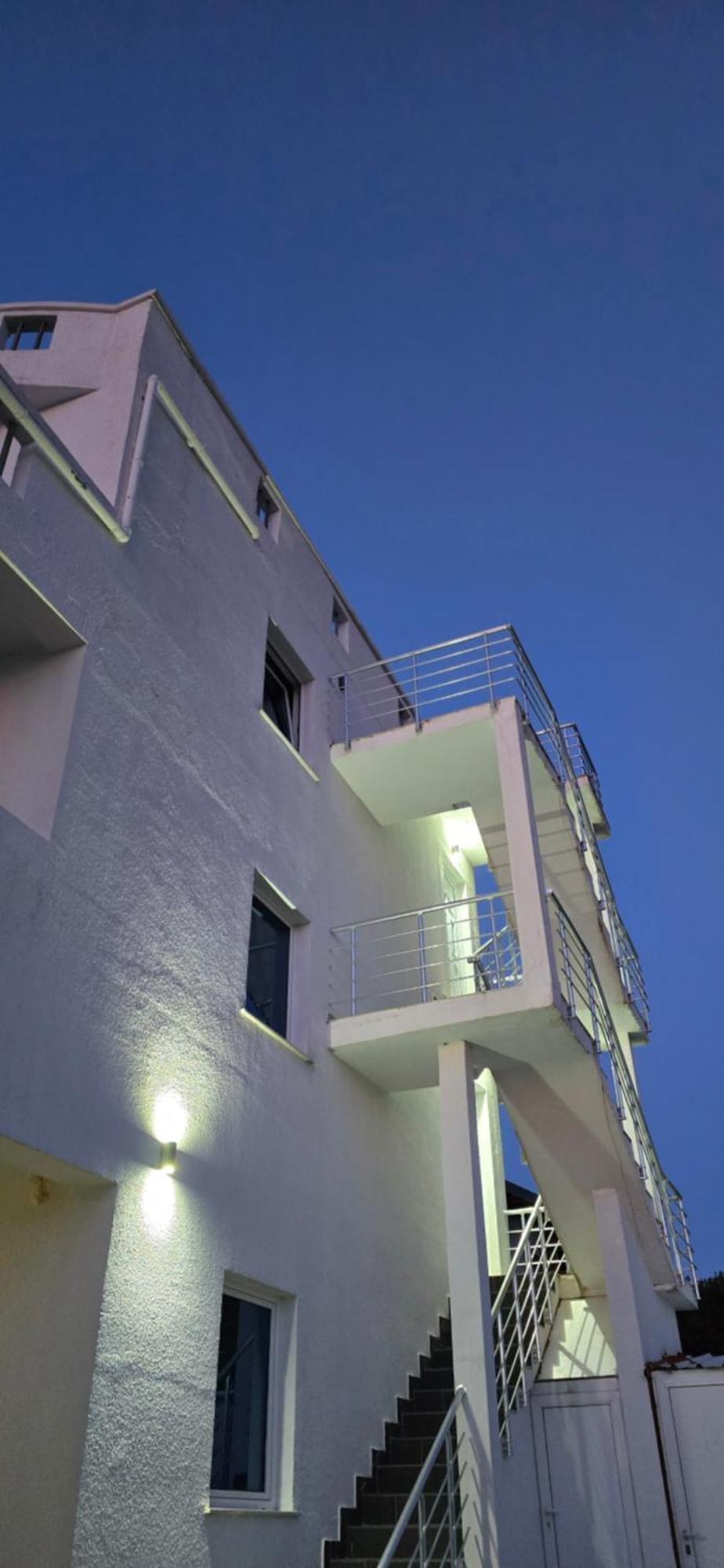 Villa Miki Утеха Екстериор снимка