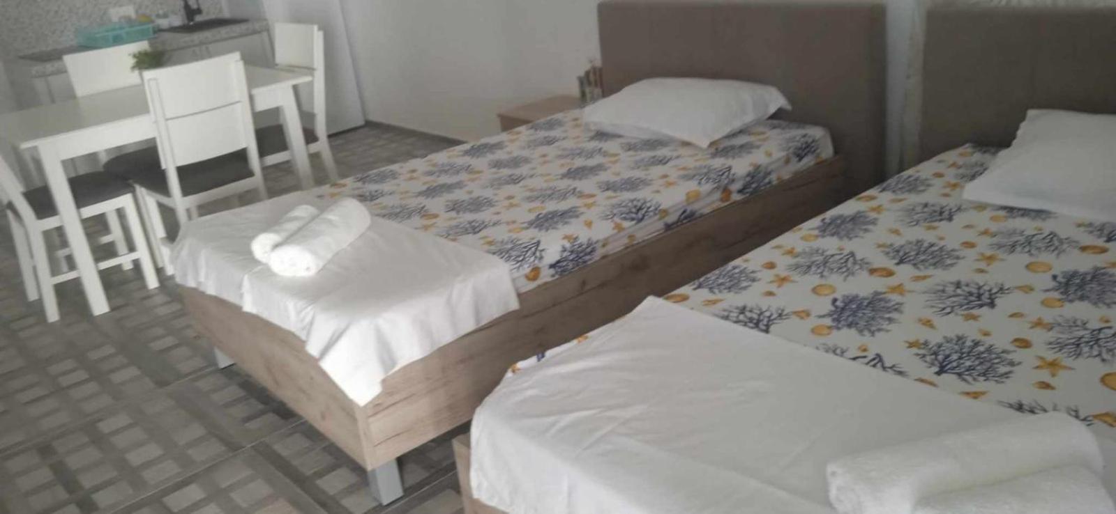 Villa Miki Утеха Екстериор снимка